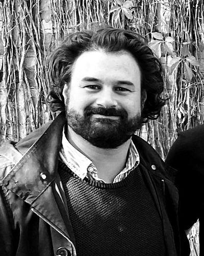 Dr Alex Dellamalva
